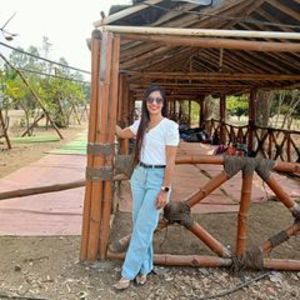 Meet your Posher, Drx sarika